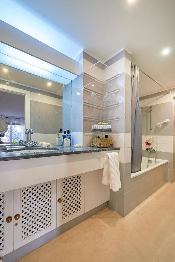 Modern Apartment With Swiming Pool & Garage - Lisboa Exterior foto